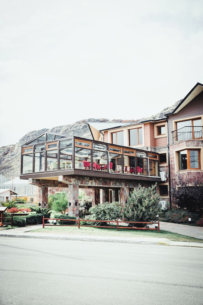 Chalten Suites Hotel 3/50