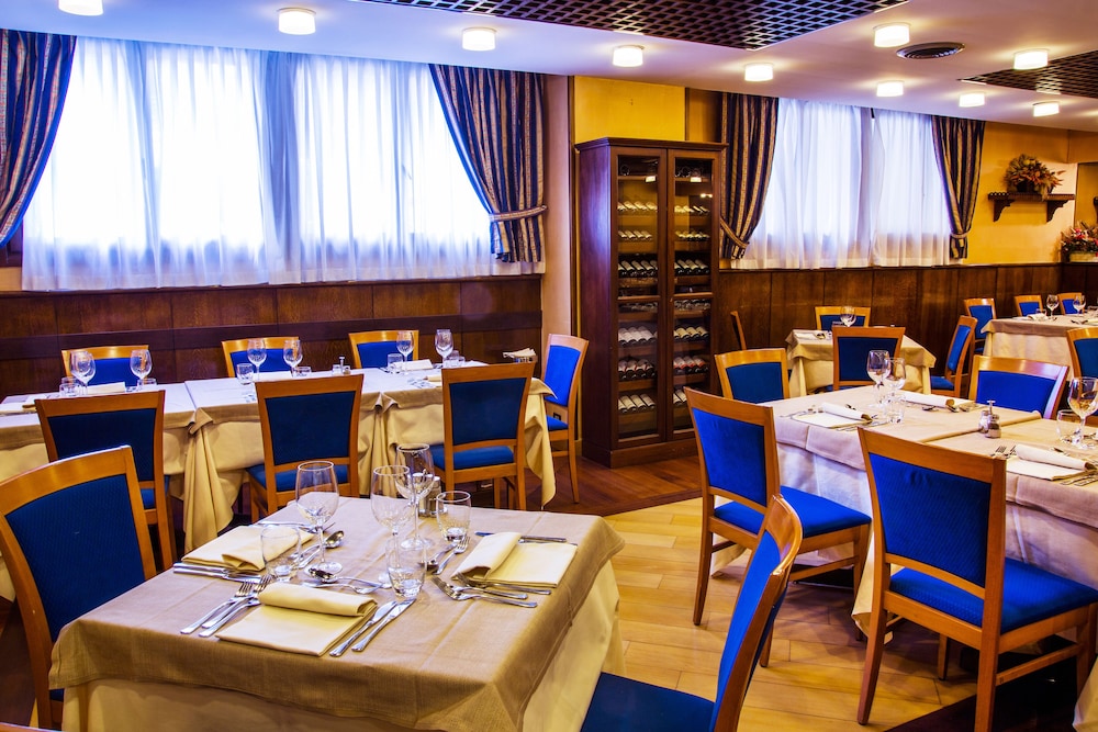 Hotel Les Jumeaux Courmayeur 18/30