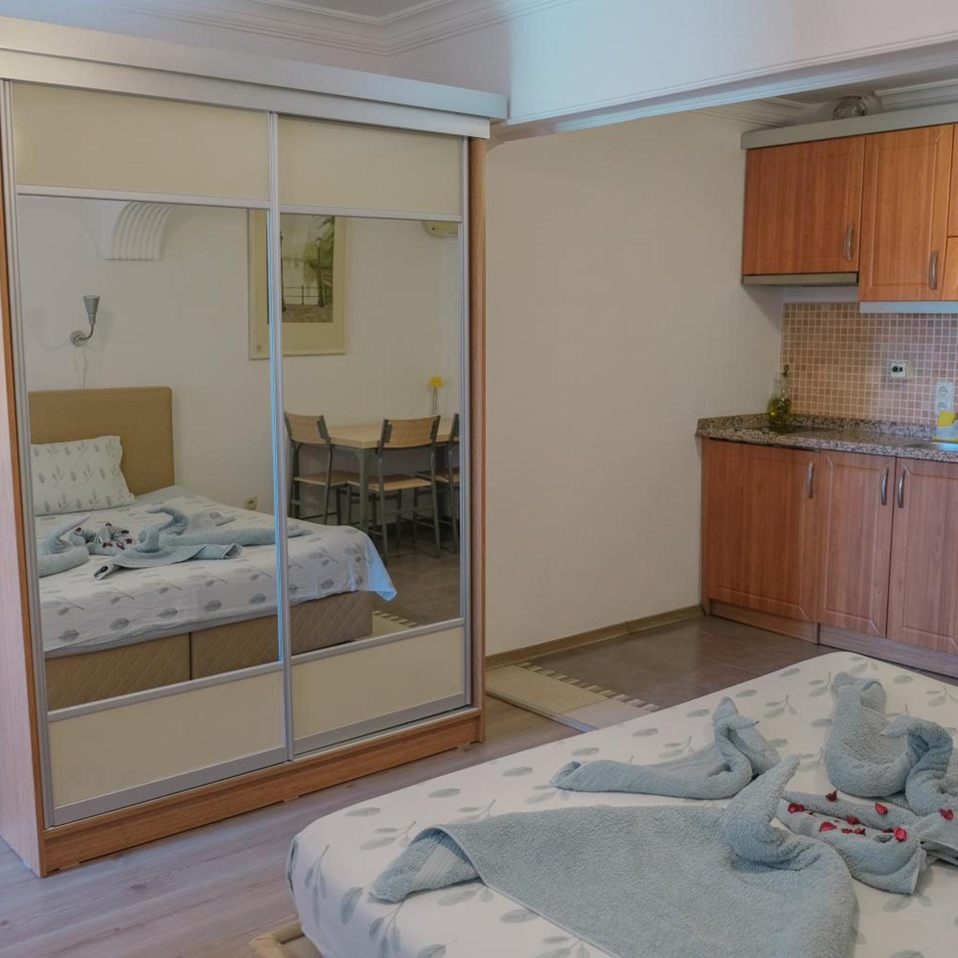 Natureland Efes Pension 56/56