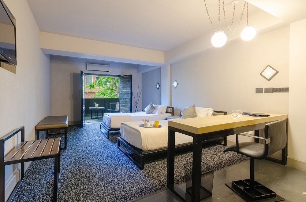 Prodeo Hotel Lounge 61/70