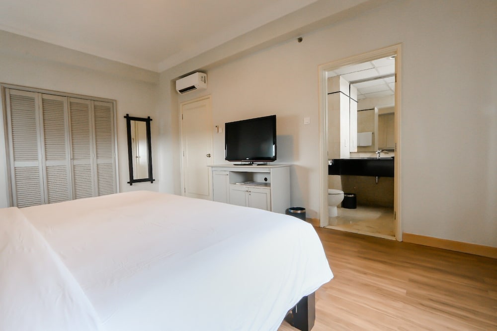 Java Paragon Hotel And Residences in SURABAYA