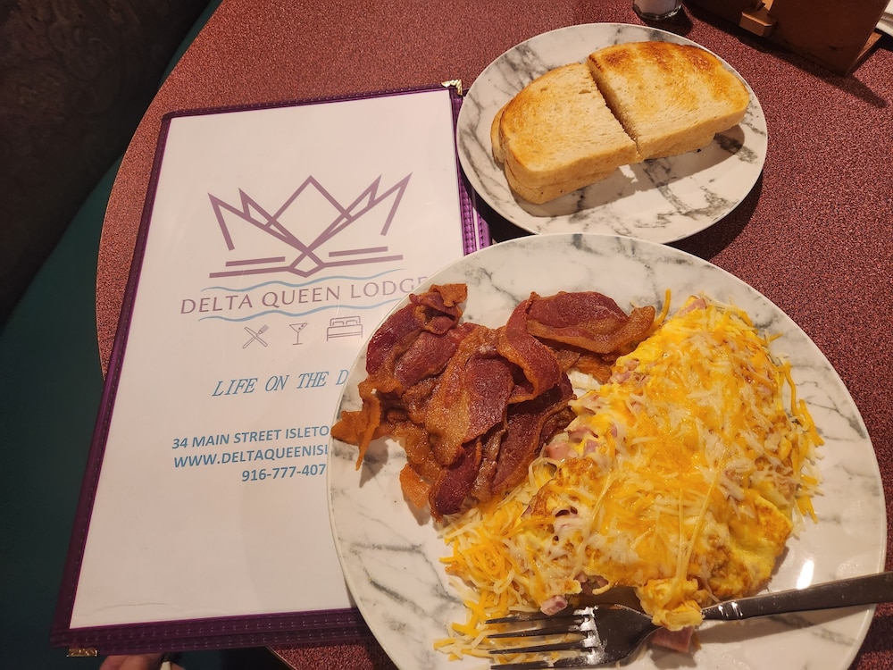 Delta Queen Lodge Bar Restaurant 11/50