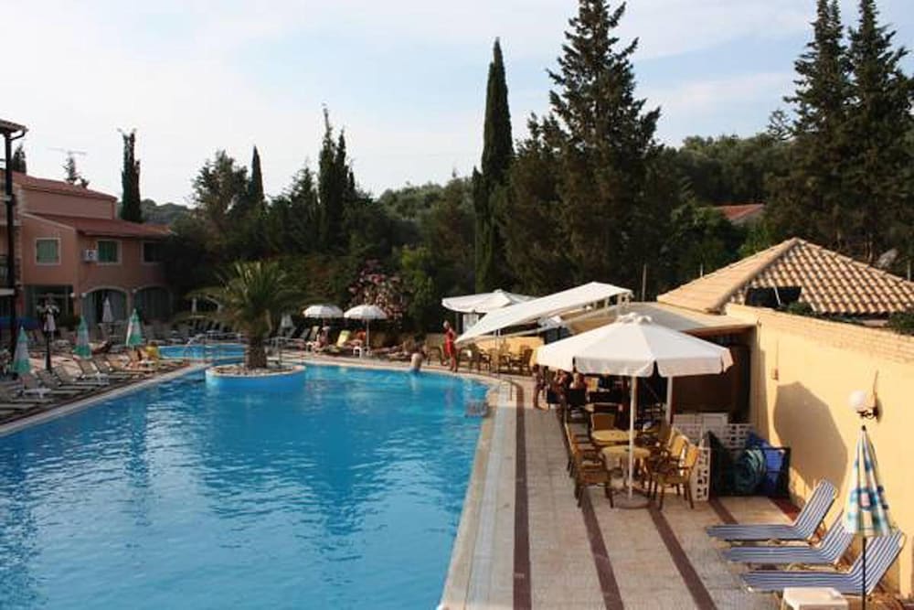Philippos Hotel 24/27