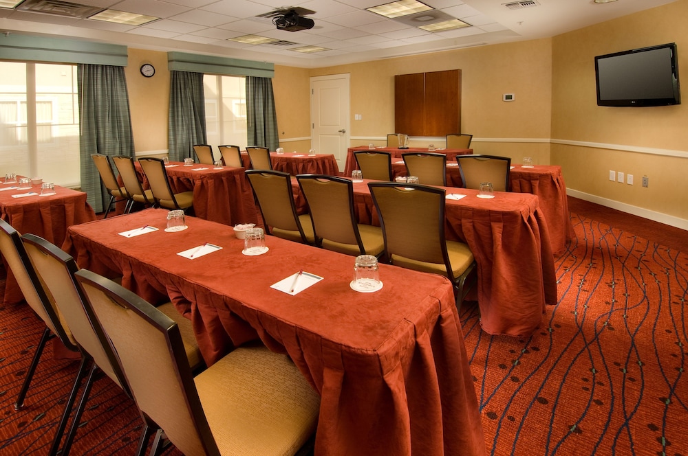 Residence Inn San Antonio Seaworld Lackland 34/37