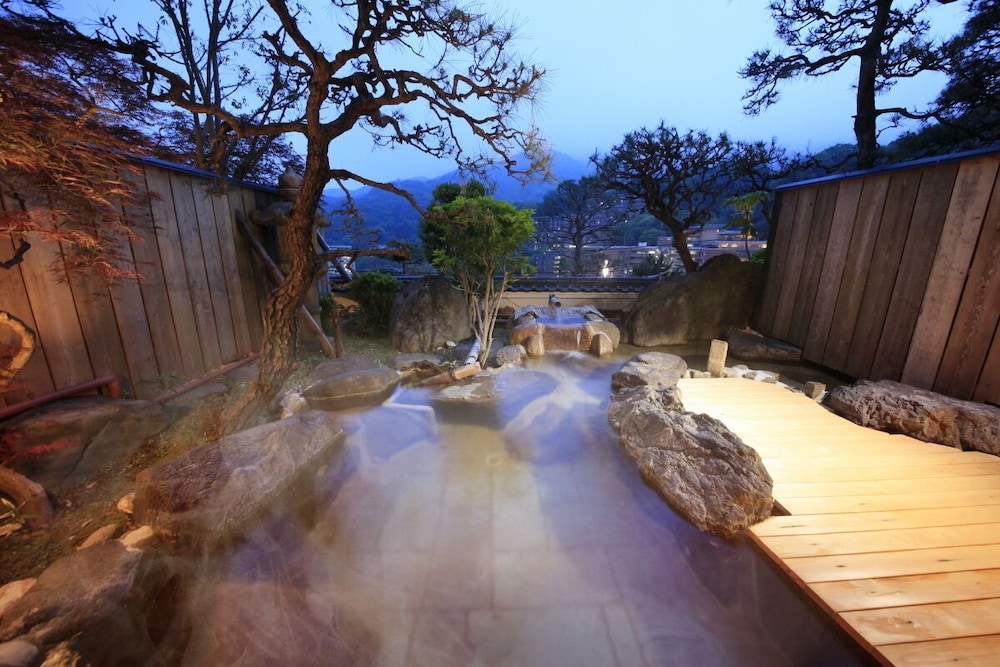Wakamatsu Yugawara Sekitei (ex Wakamatsu Yugawara Hot Spring Resort) 24/50