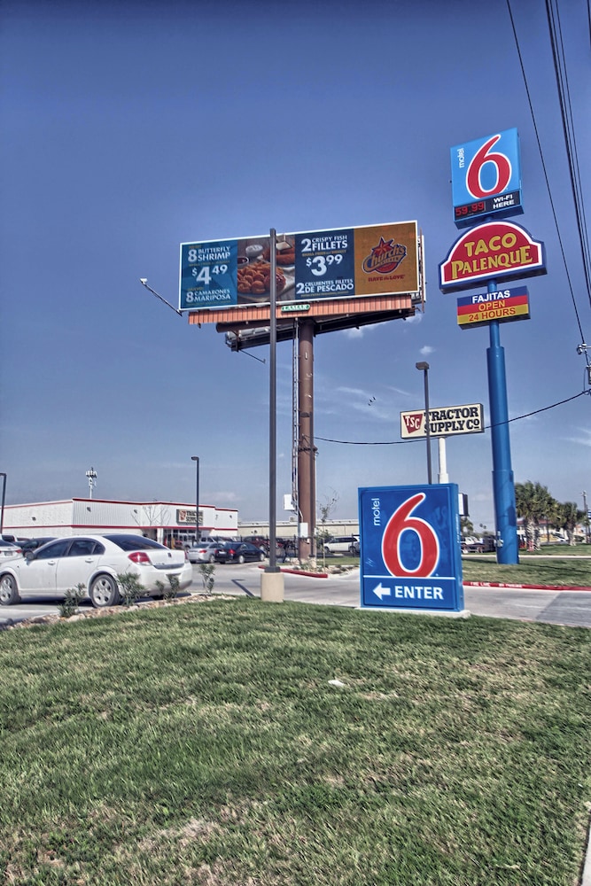 Motel6 Weslaco, TX 55/58