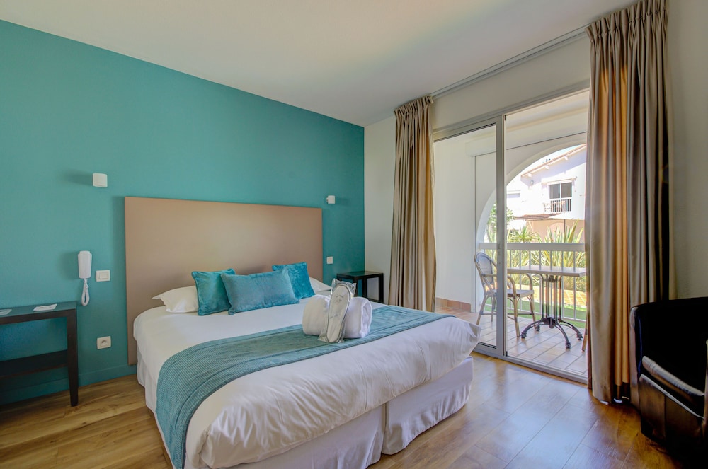 HOTEL LE COTTAGE 9/59