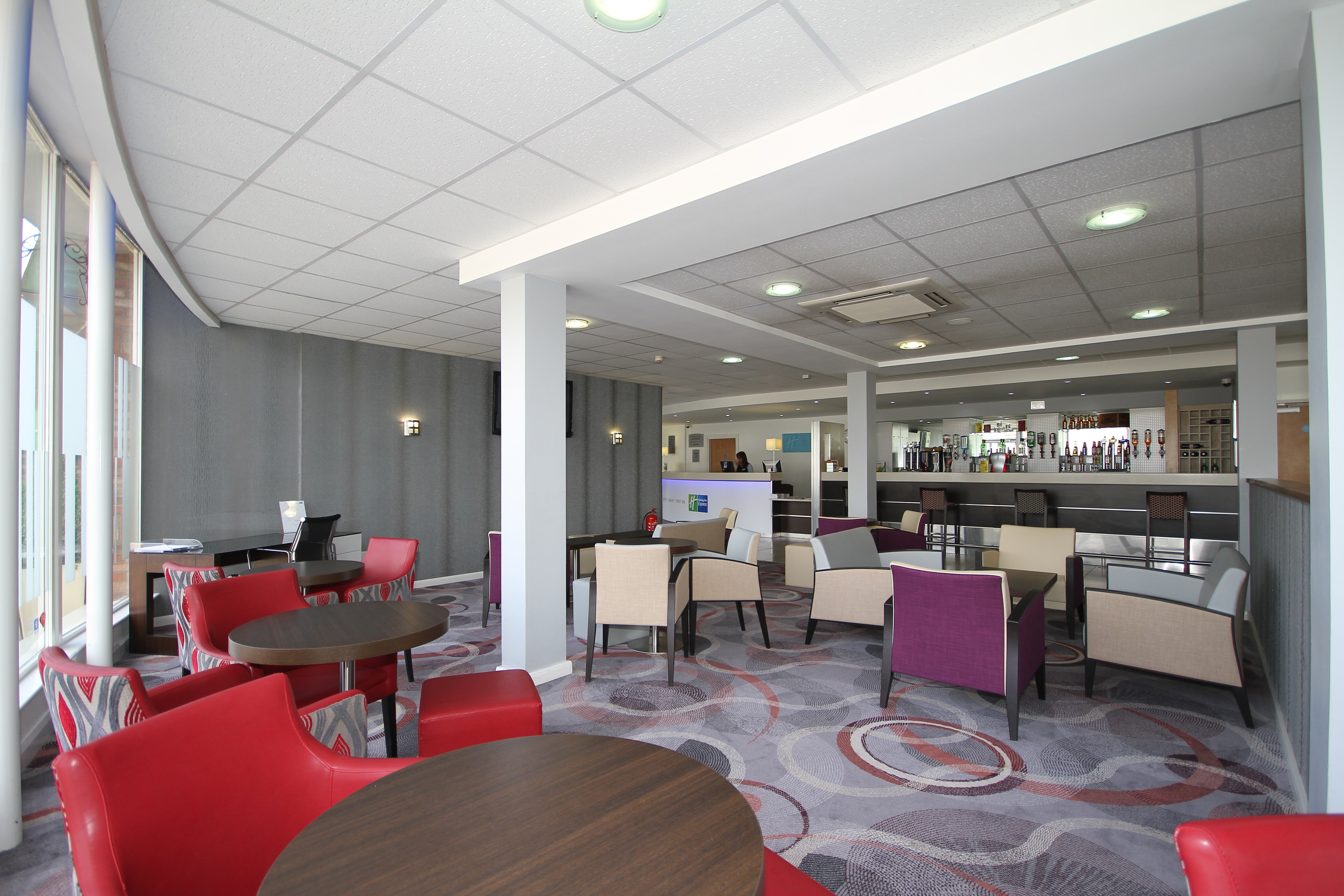 HOLIDAY INN EXPRESS NUNEATON 43/50