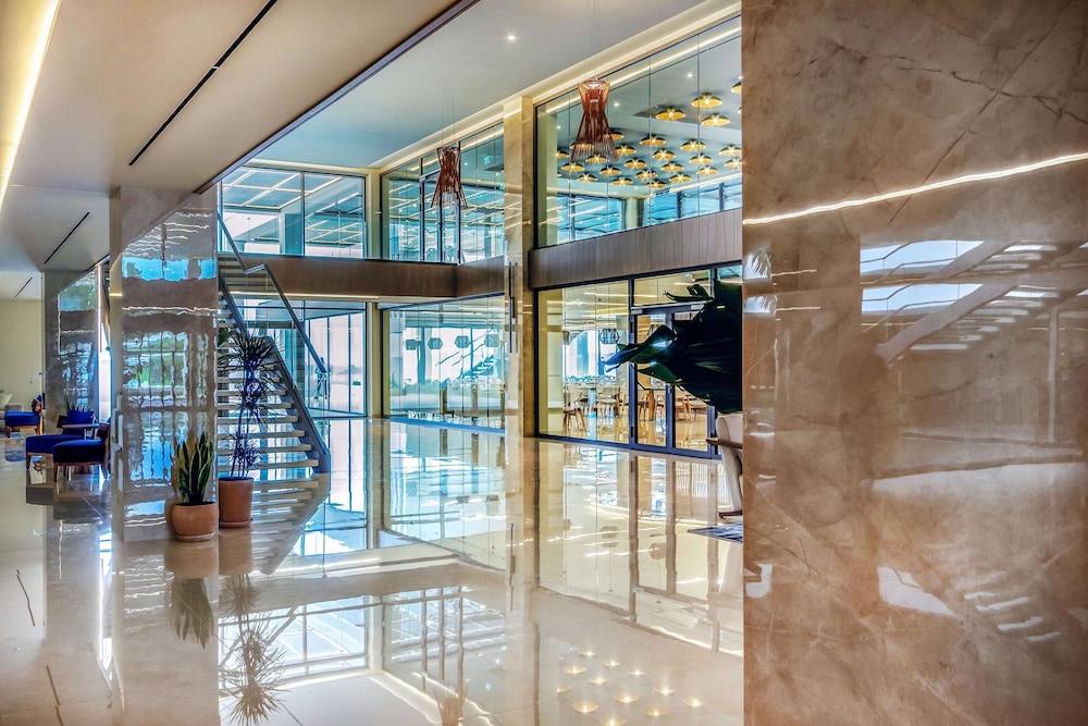 Ammoa Luxury Hotel & Spa Resort 3/50