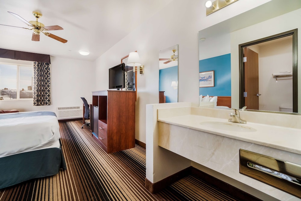 Americas Best Value Inn Green River 17/28