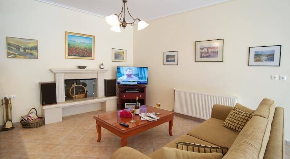 Faos Luxury Apartments 21/50