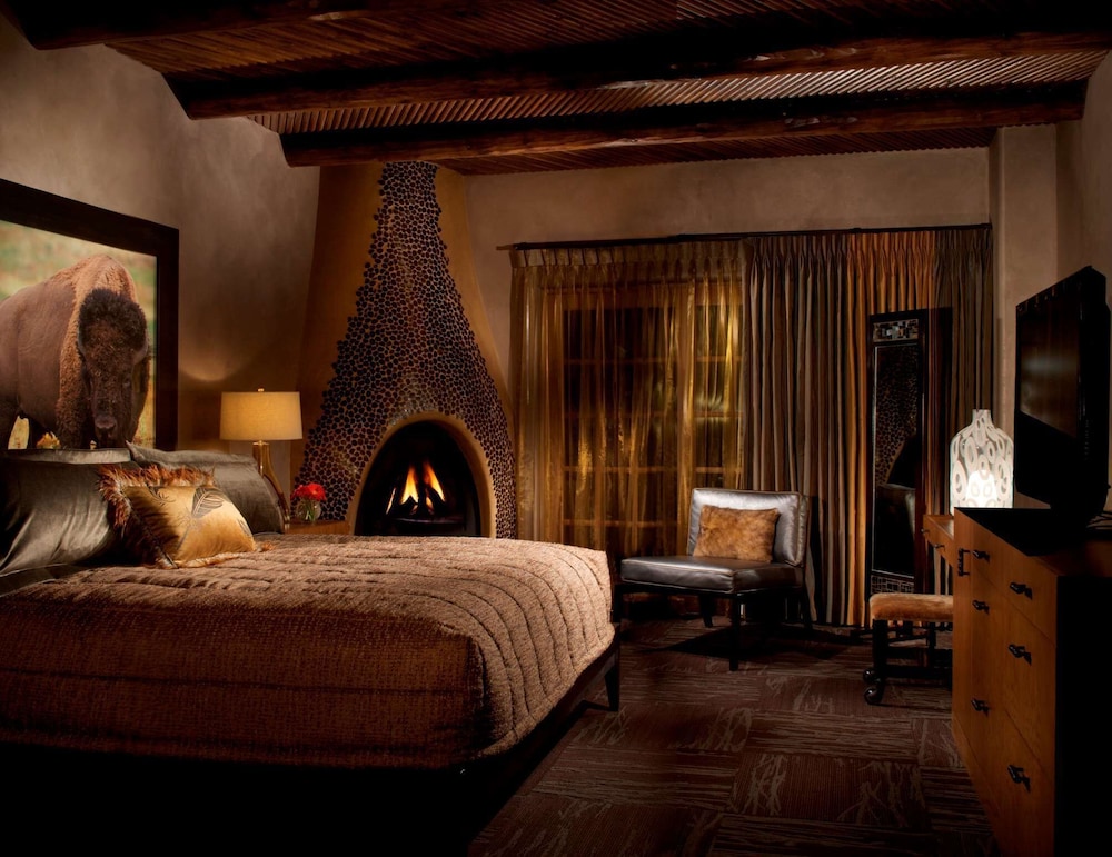 Hilton Santa Fe Buffalo Thunder 33/69
