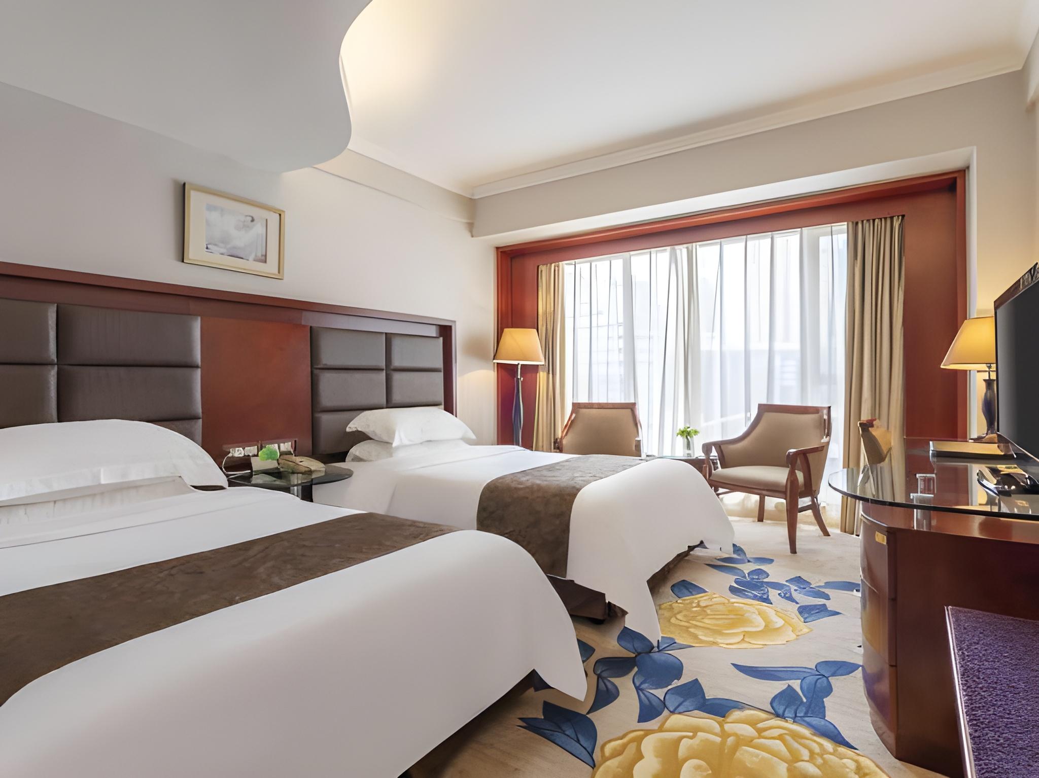 Theme, Vice President, Twin Beds 2/2