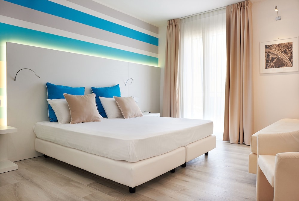 Marina Di Petrolo Hotel And Spa 7/50
