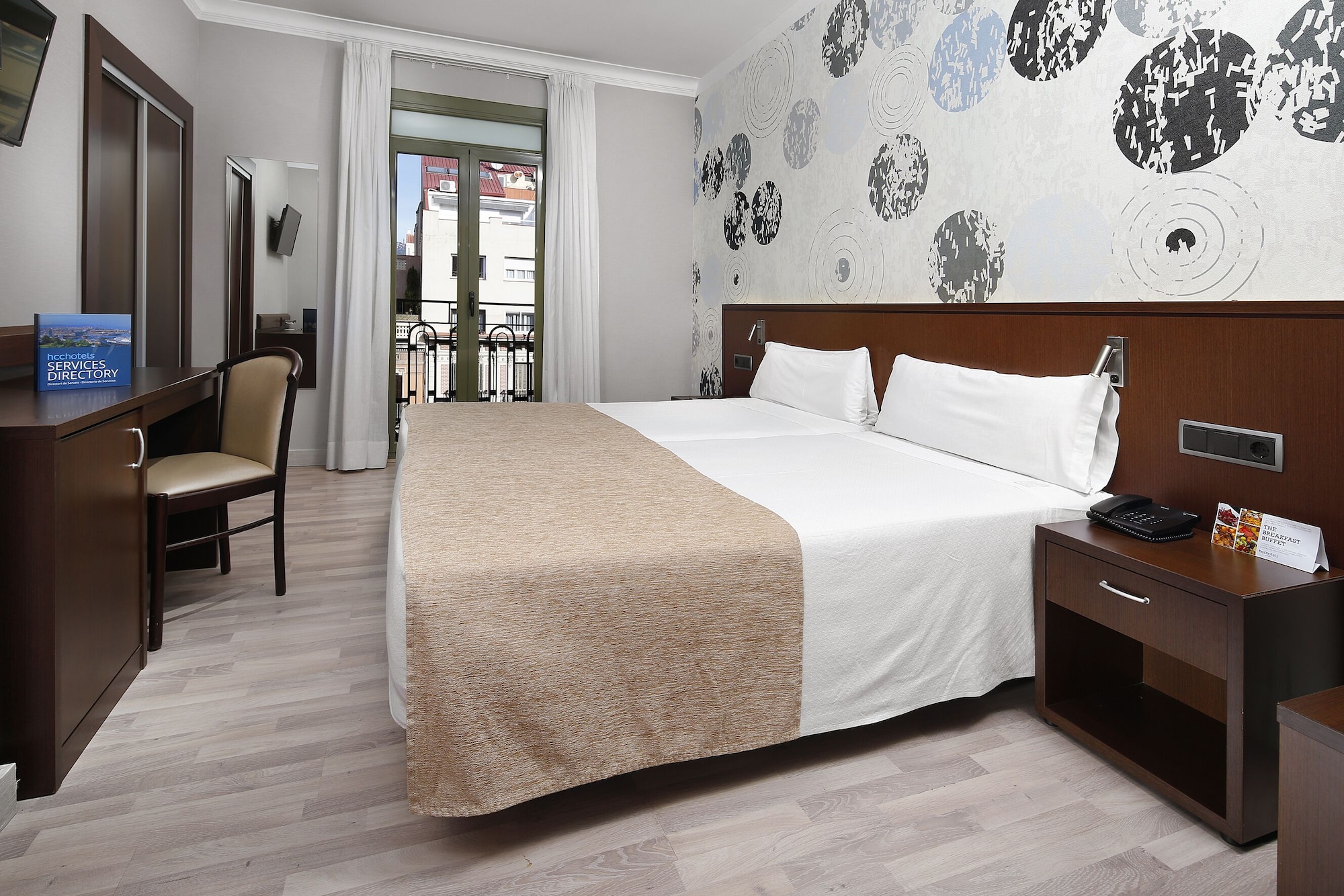 ROOM, SINGLE, DOUBLE BED