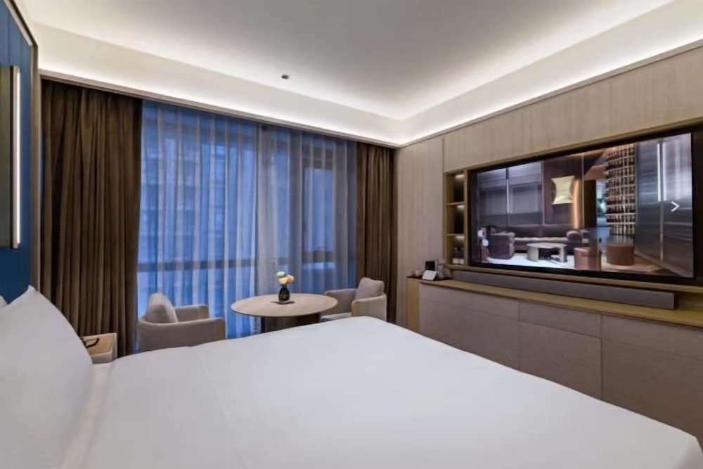 Orange Crystal Hotel (North the Bund East Daming Road) 17/59