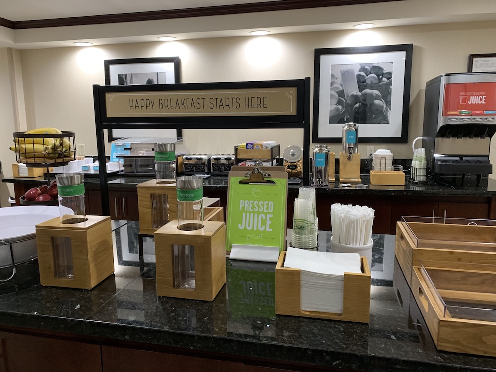 Hampton Inn Alpine 44/60