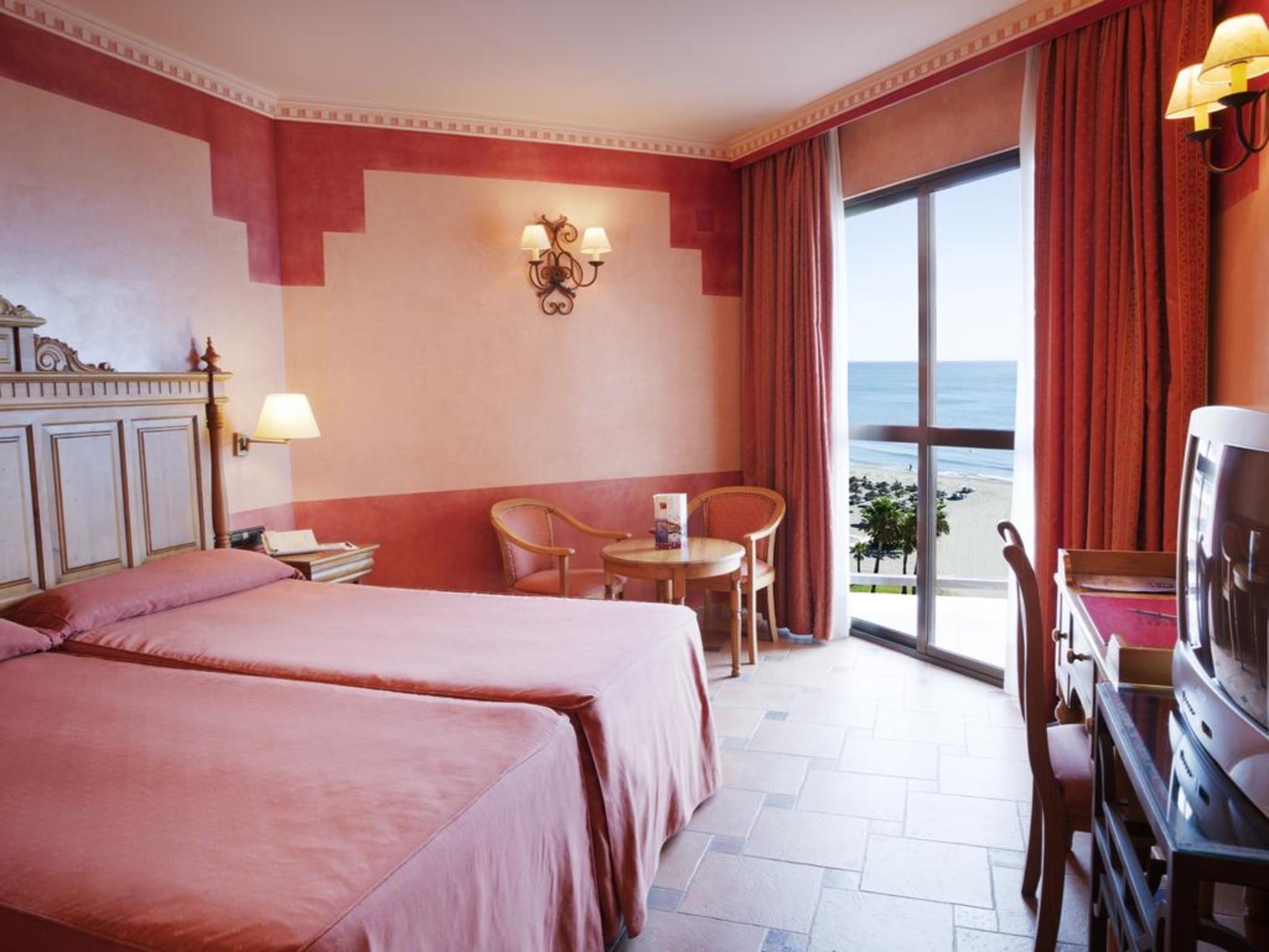 Room, Double or Twin Bed, Lateral Side Sea View
