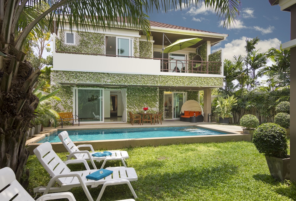 Tropicana Pool Villa 38/50