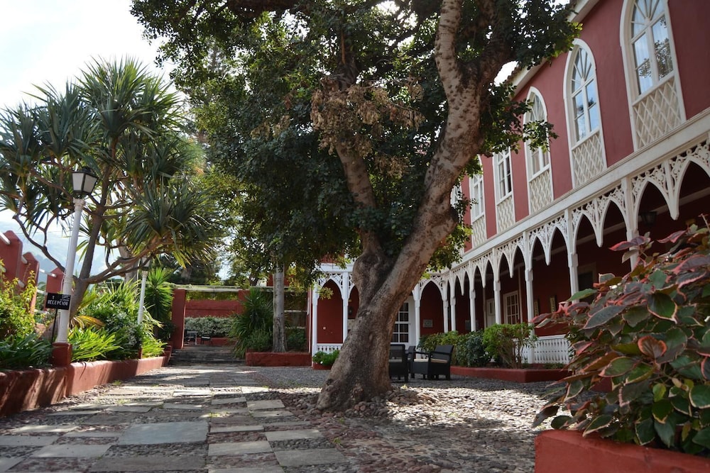 Hotel Rural Las Longueras 52/57