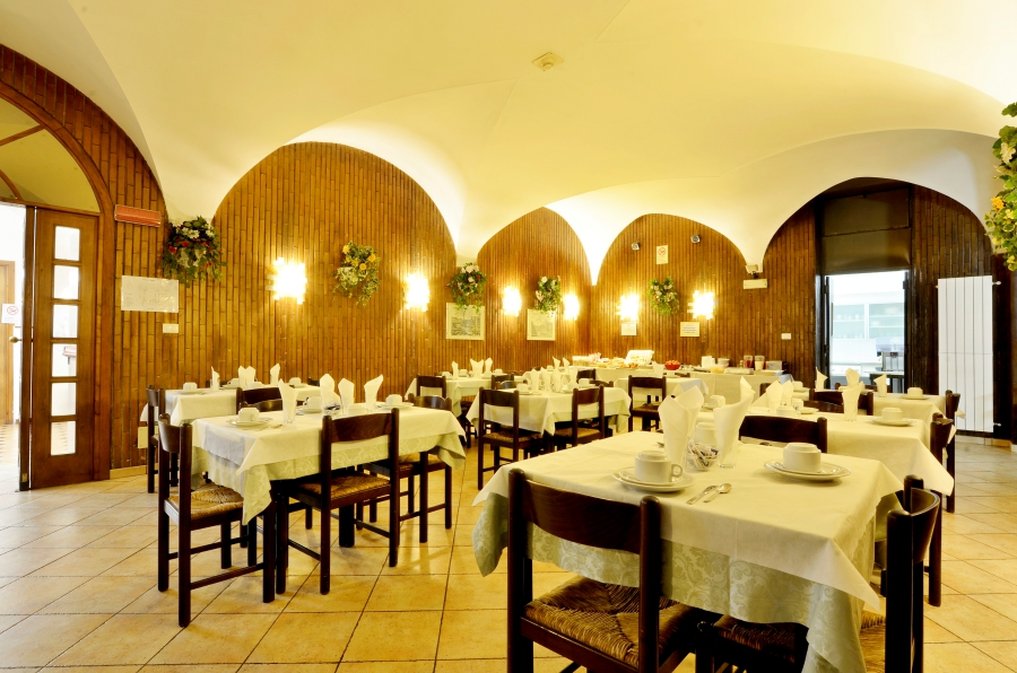 Tirreno Hotel 53/70