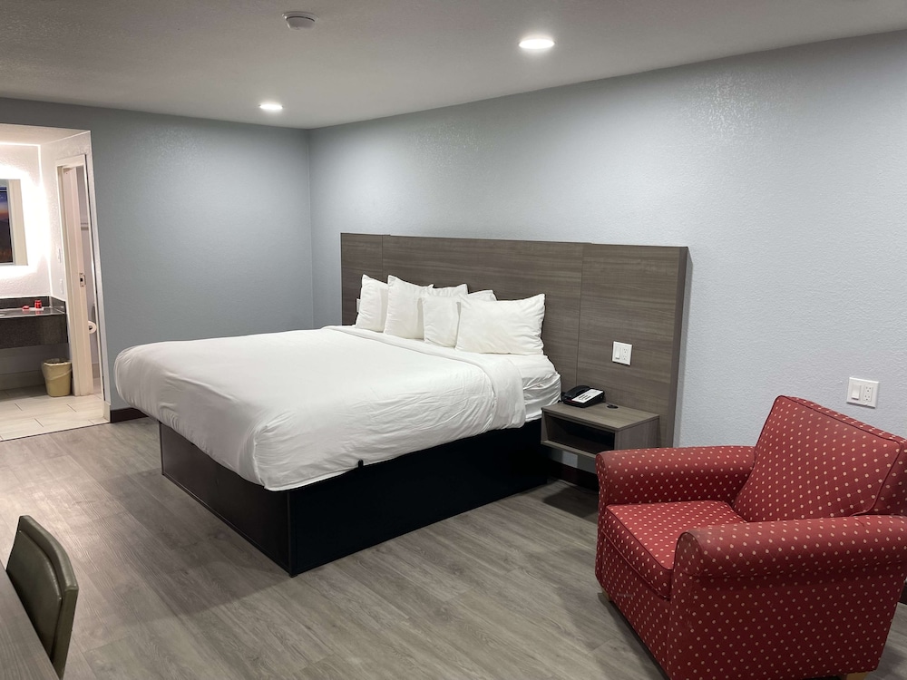 SureStay Hotel By Best Western Childress 12/18