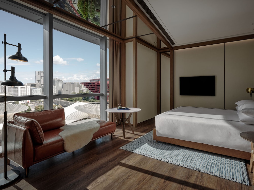 Deluxe, King Bed, Pavilion View