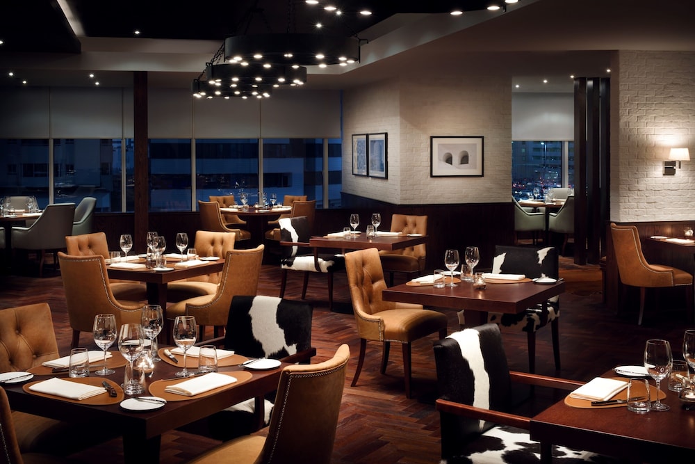 Marriott Executive Apartments Downtown Abu Dhabi 23/25
