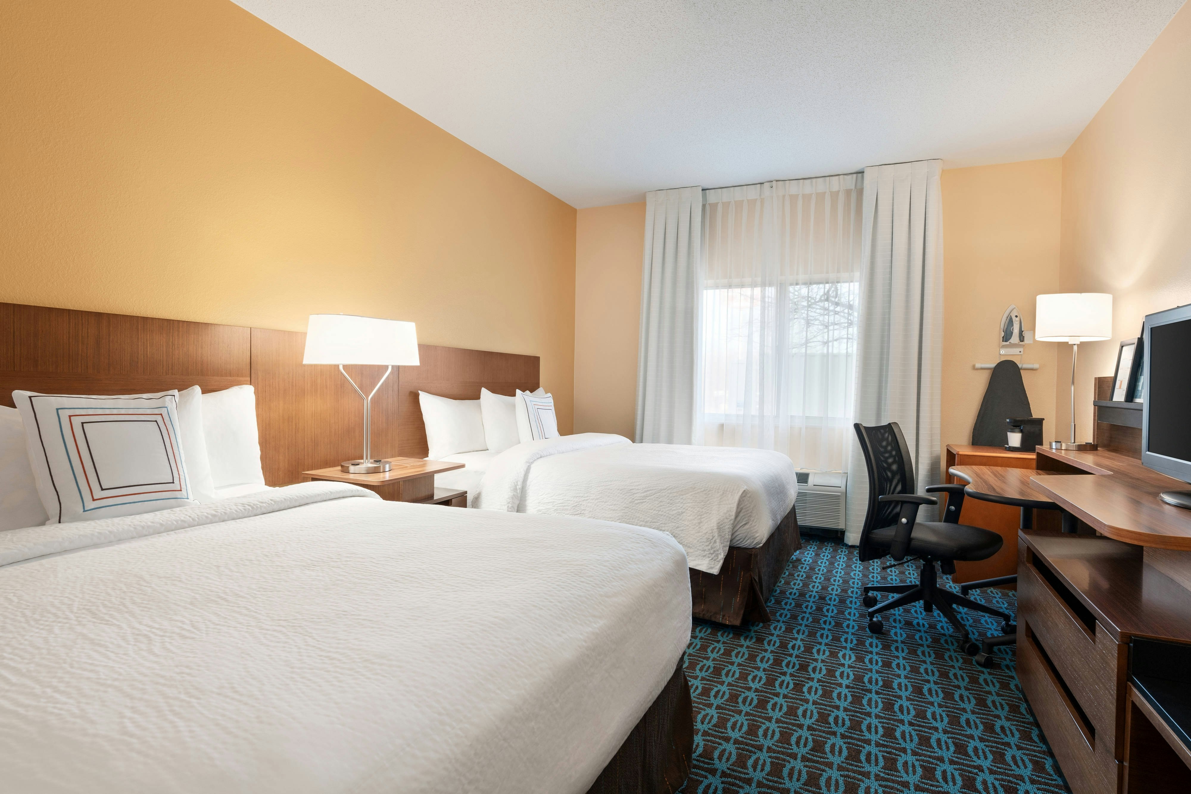 room, 2 queen beds