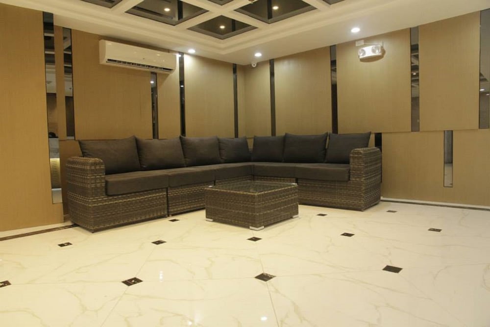 Sun Star Grand Hotel 40/46