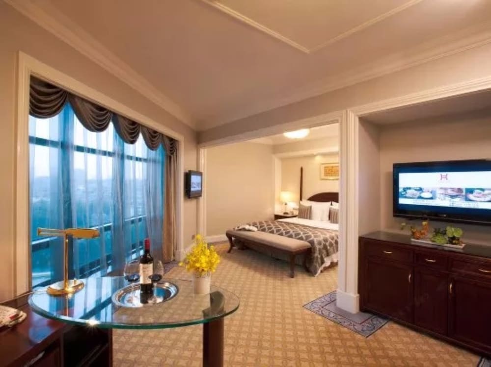 Kunming Green Lake Hotel, WorldHotels Elite 65/66