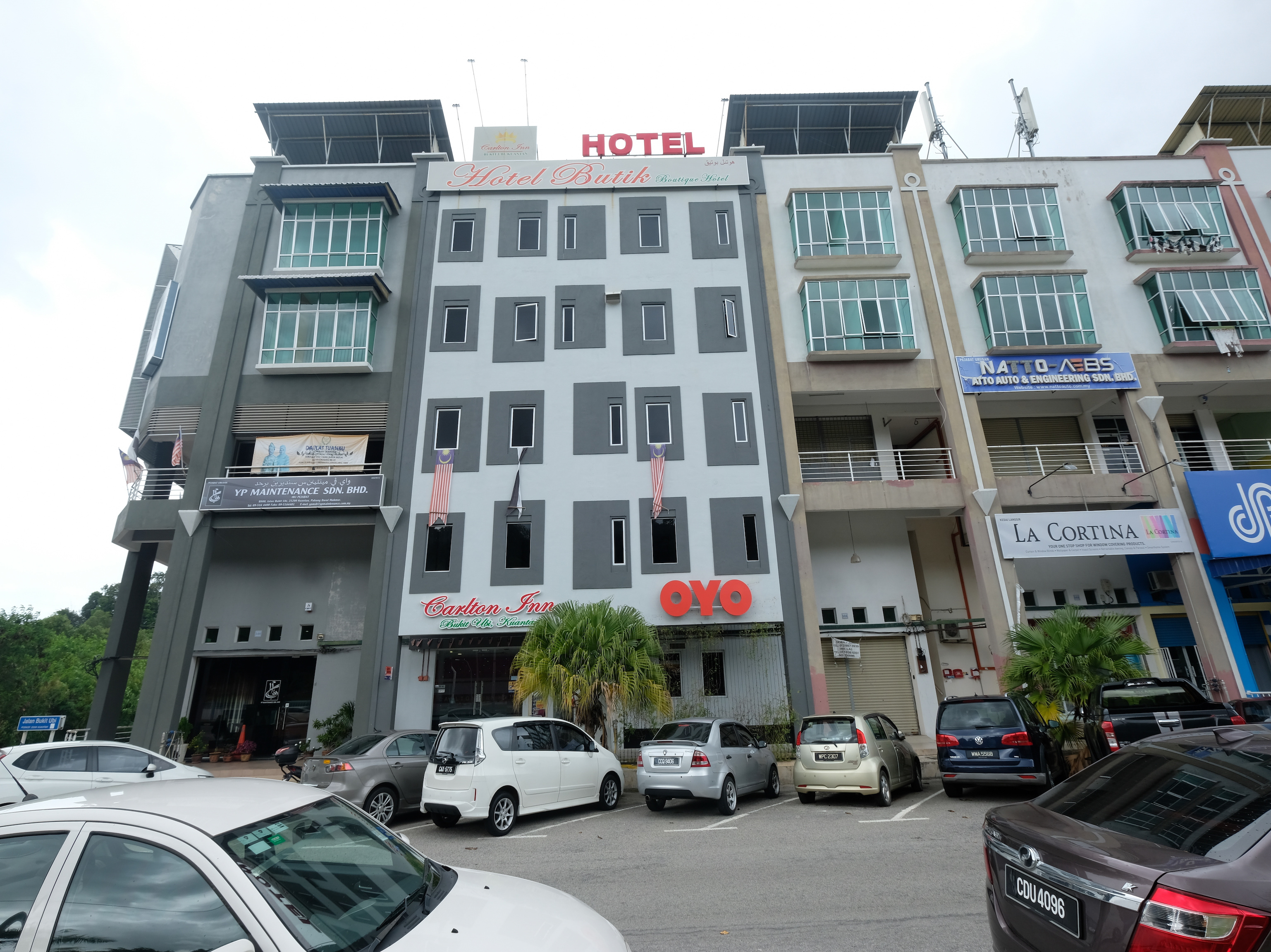OYO 89492 Carlton Inn Bukit Ubi