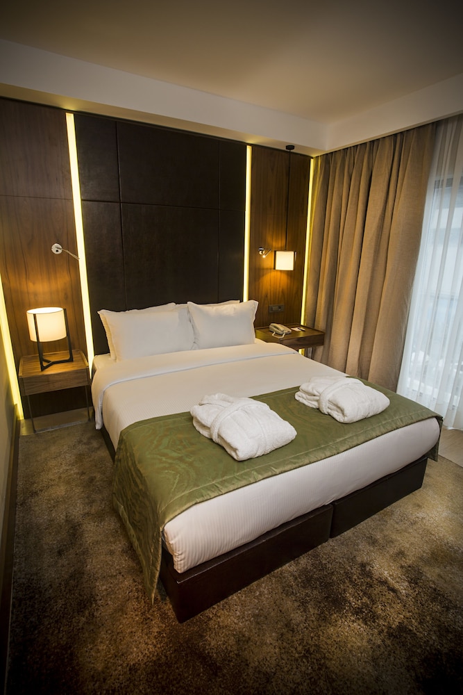 Ramada by Wyndham Istanbul Florya 12/45