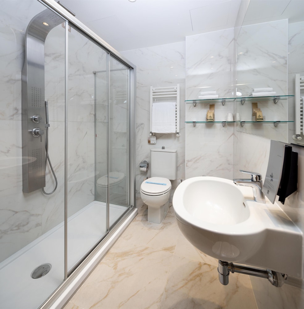 Green, Standard, King Bed، Best Western Air Hotel Linate 6/8