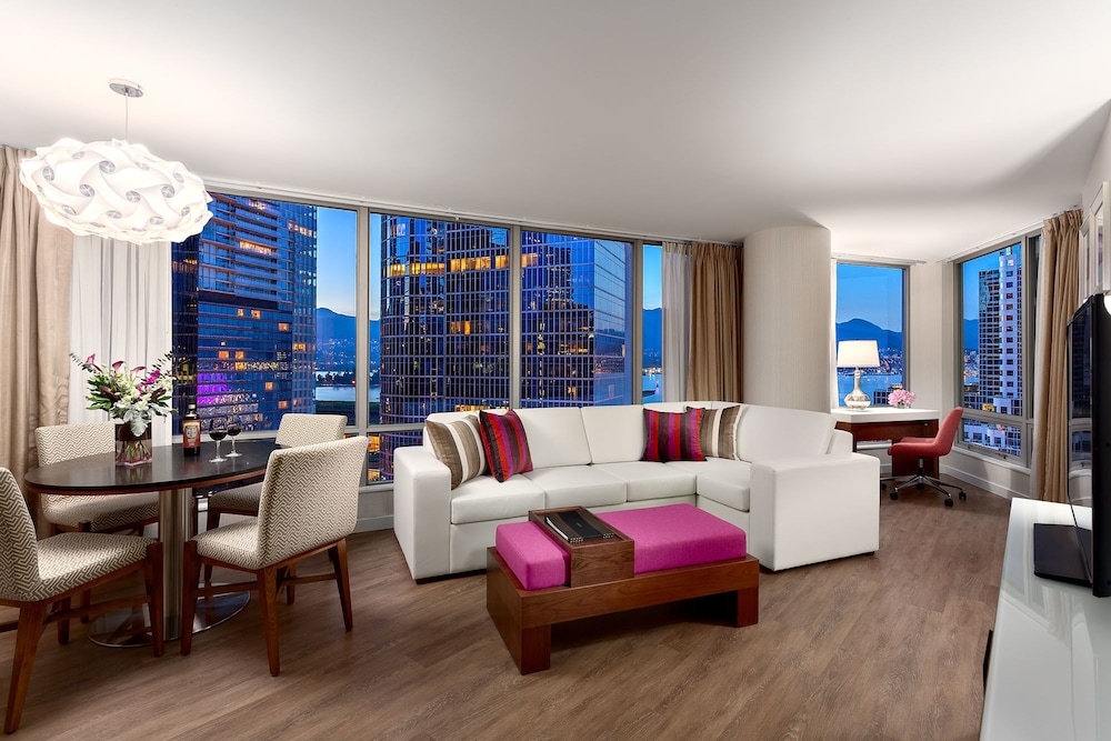 Auberge Vancouver Hotel 22/28