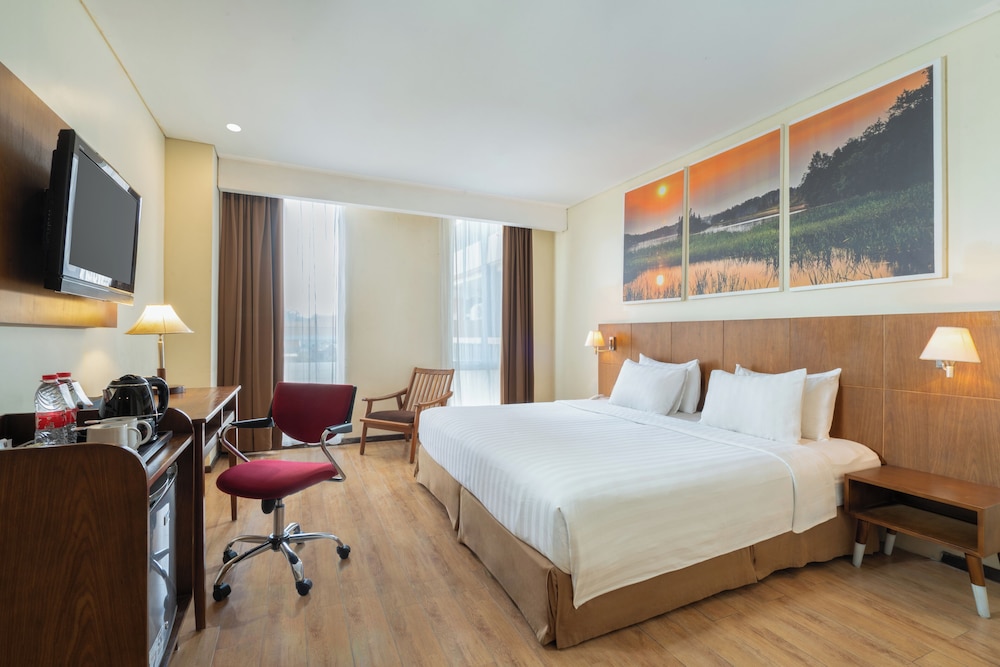 Merapi Merbabu Hotel Yogyakarta Powered by Archipelago 12/40