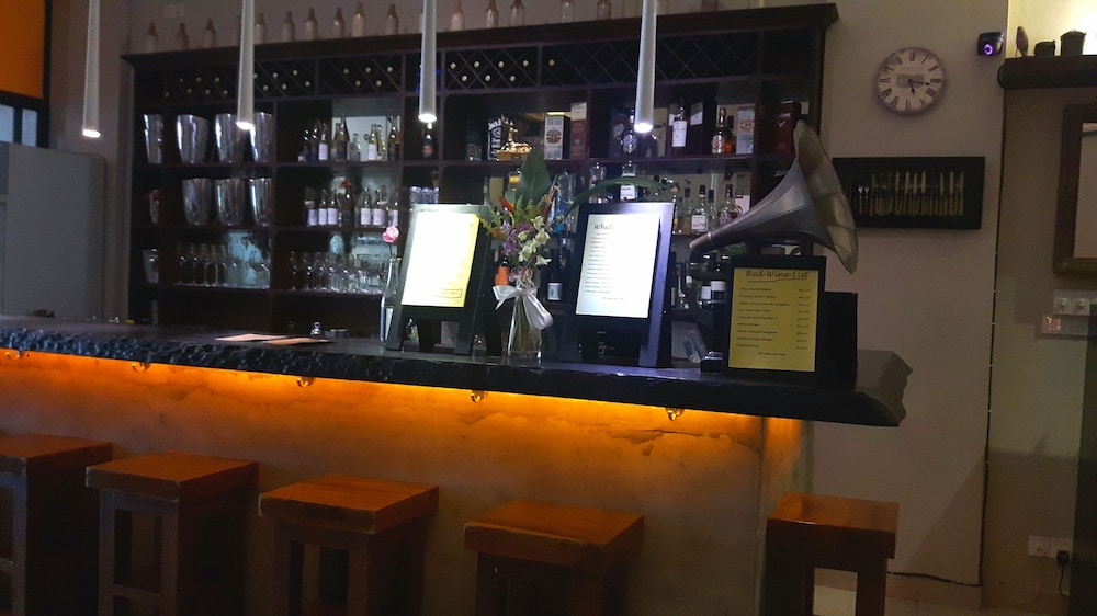 The Ranee Boutique Suites 58/74