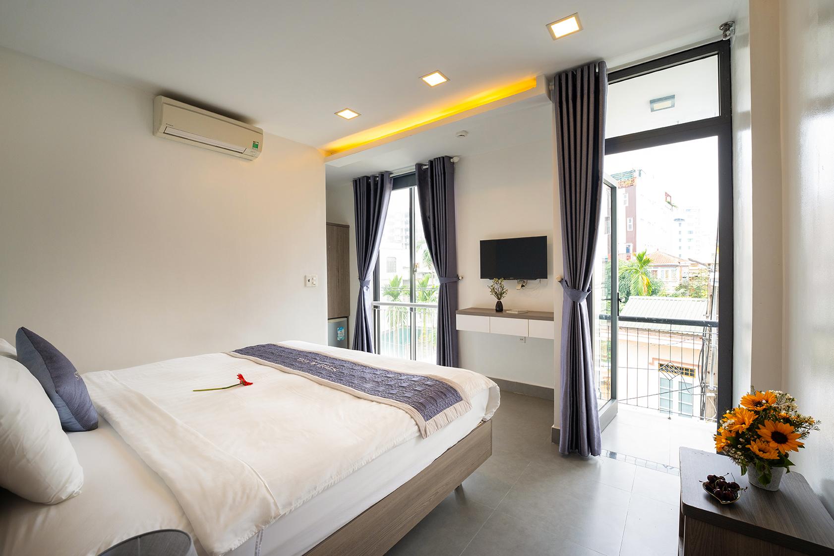 Super, Deluxe, Double Bed