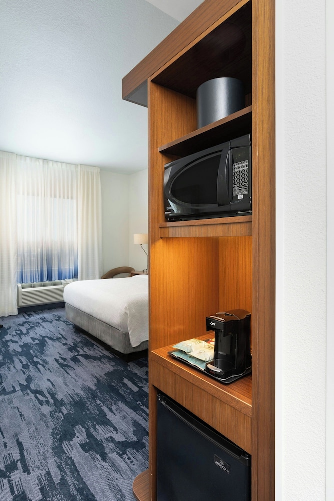 Fairfield Inn Suites Delray Beach I 95 19/50