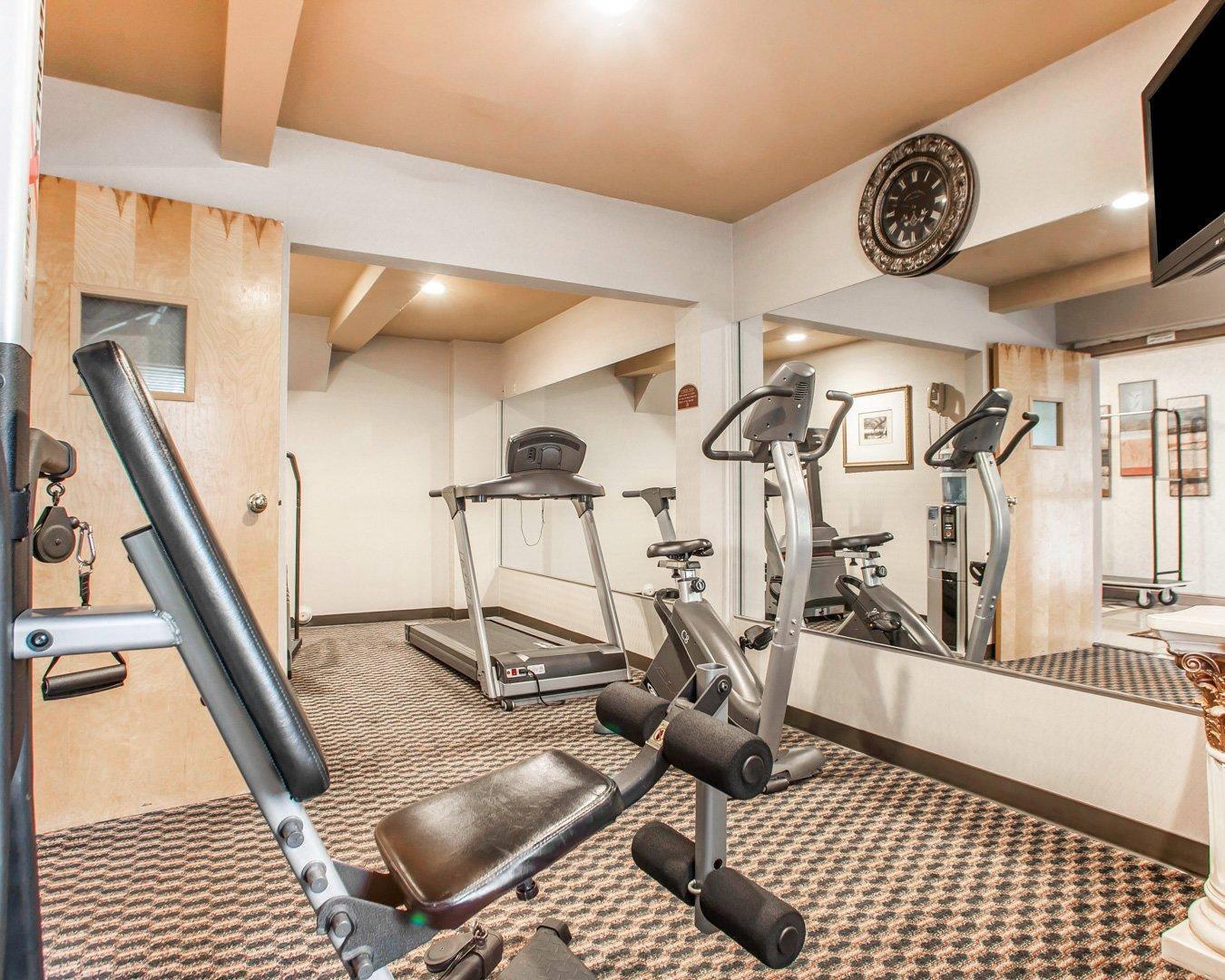 Quality Inn Near Toms River Corporate Park 17/25