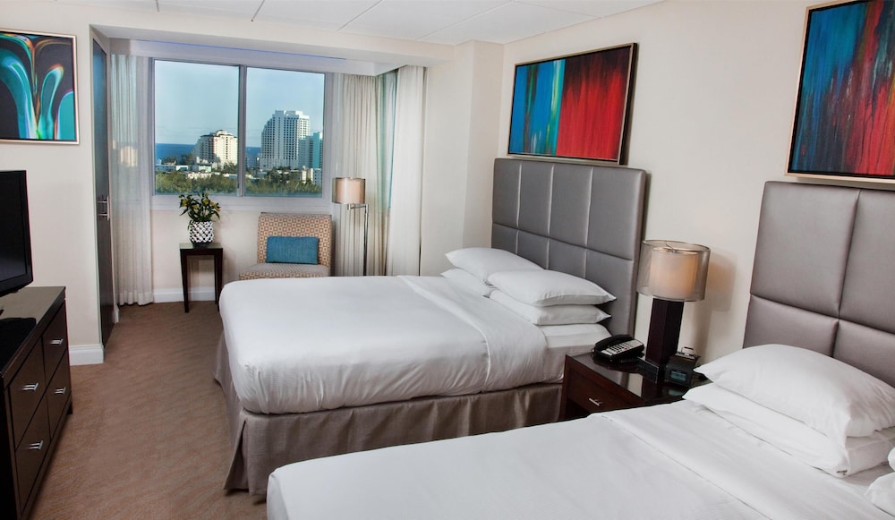 SUITE, 2 QUEEN BEDS, INTRACOASTAL VIEW, BALCONY