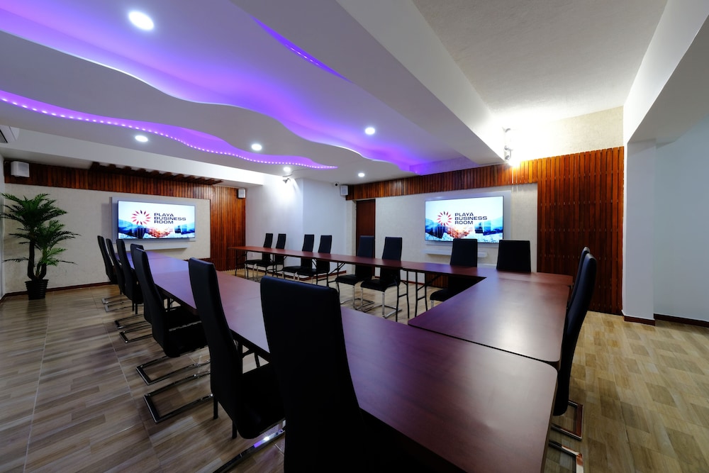 Victoria City Hotel 40/50