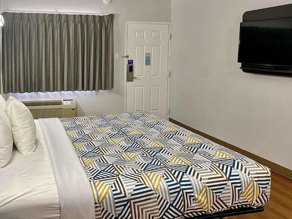 Motel6 Huntington, WV 39/51