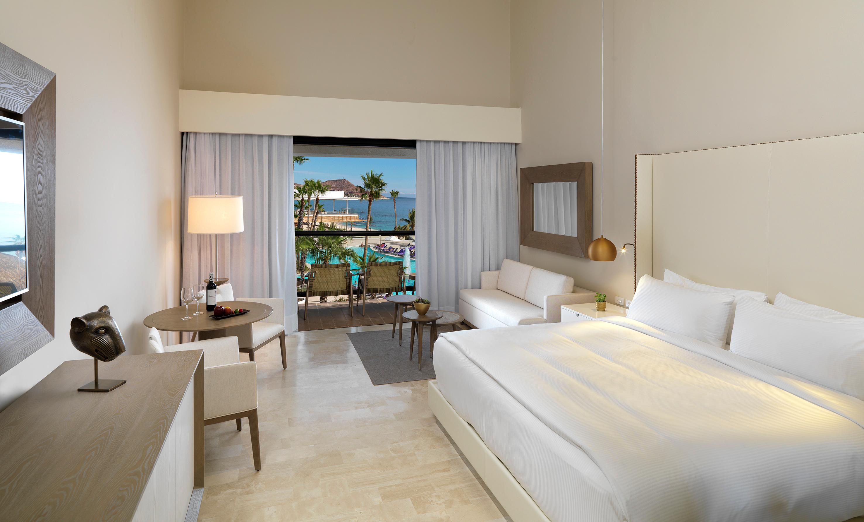 Junior Suite, Lateral Side Sea View