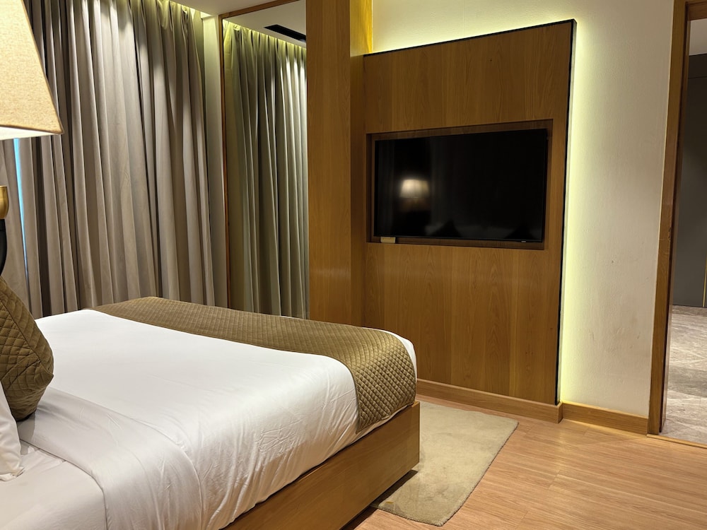 Hotel Grand Imperia 12/37