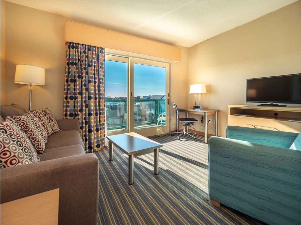 Atlantic Sands Hotel Conference Center 39/66