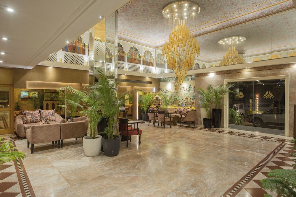 VESTA MAURYA PALACE 12/67
