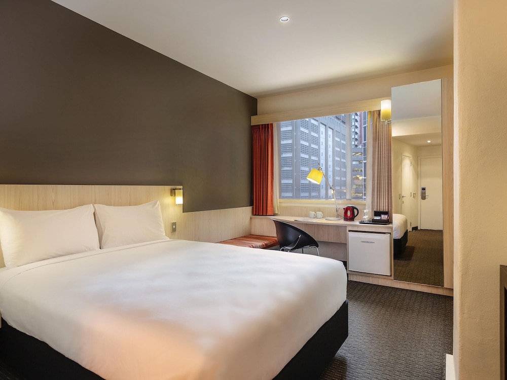 STANDARD, KING BED