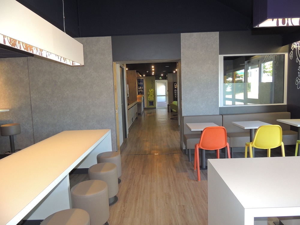 Ibis Budget Nantes Sainte Luce 37/50