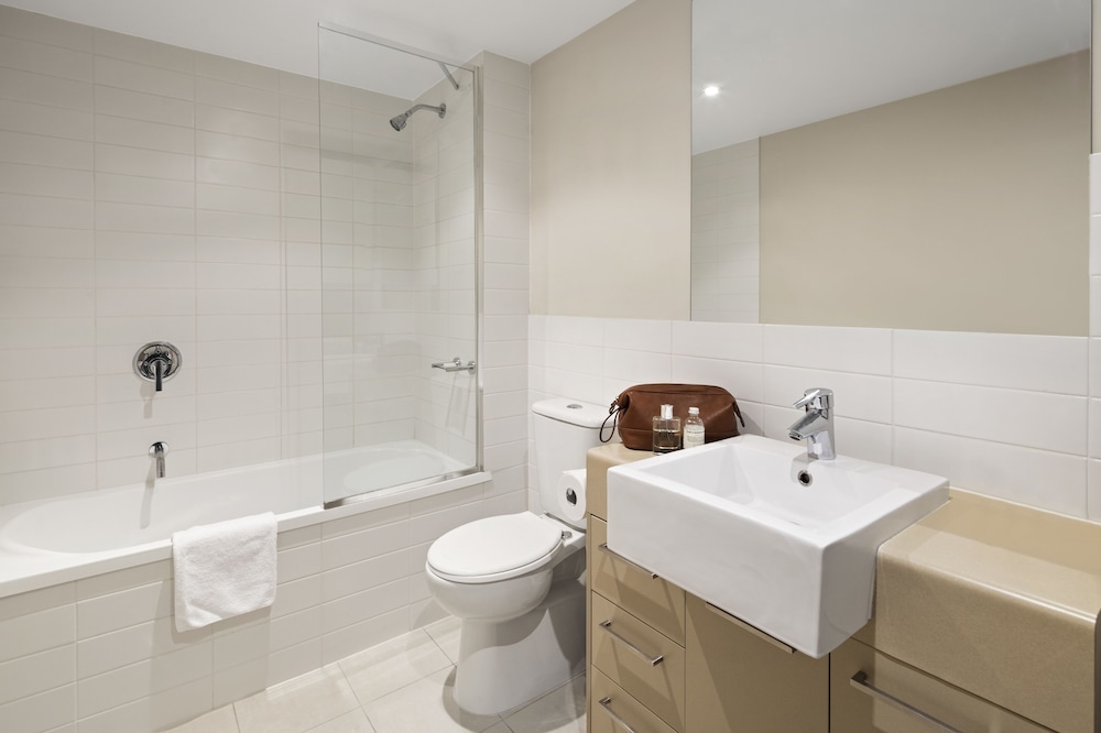 Quest Chermside 11/32